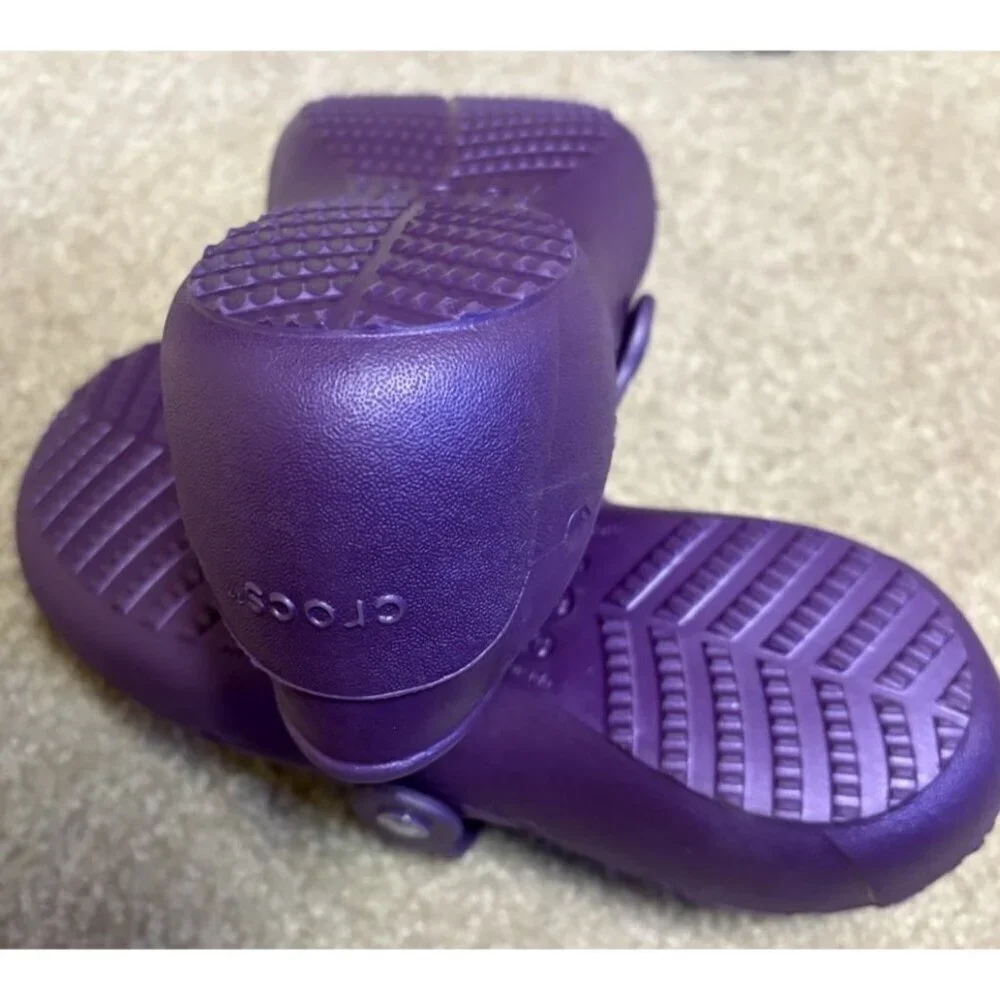 Crocs girls size 3 mary janes Purple New